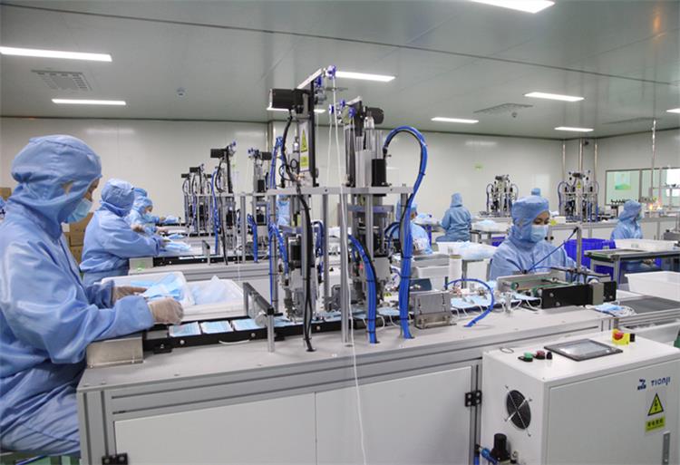 江苏常州C级和D级医疗器械车间洁净室装修案例 (4)